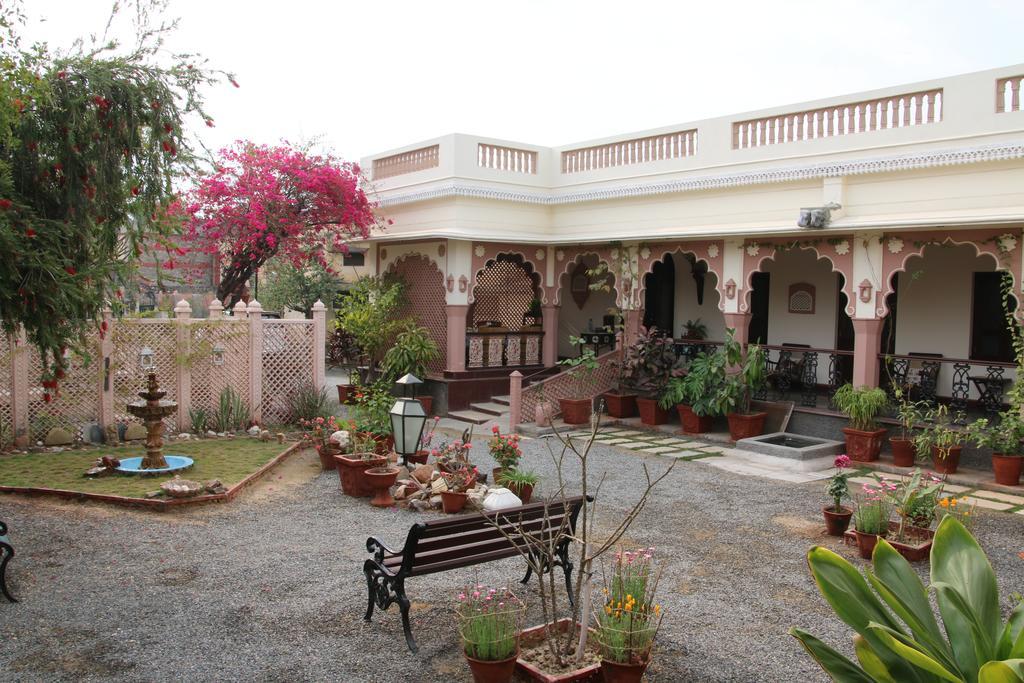 Badnor House - The Heritage Homestay Ajmer Buitenkant foto